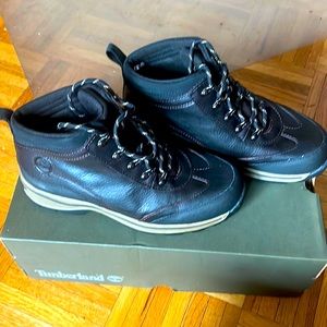 Brand New Timberland Boots w/Box